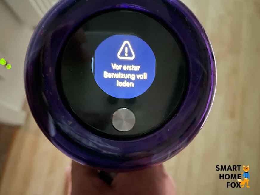 Display Akku laden vor Inbetriebnahme